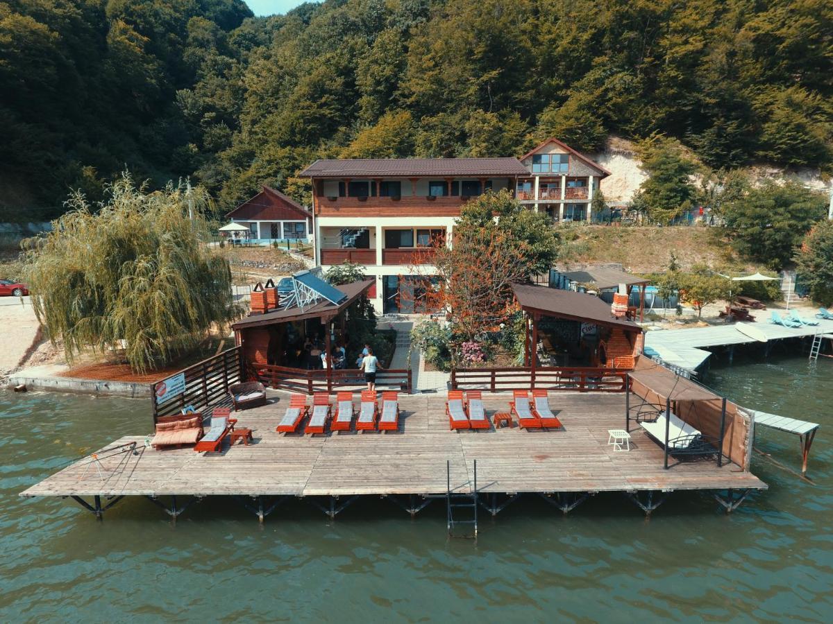 Hotel Casa Camelia Dubová Exteriér fotografie